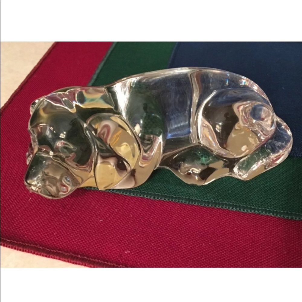 24% lead crystal lying dog beautiful and clear